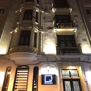 احجز هنا